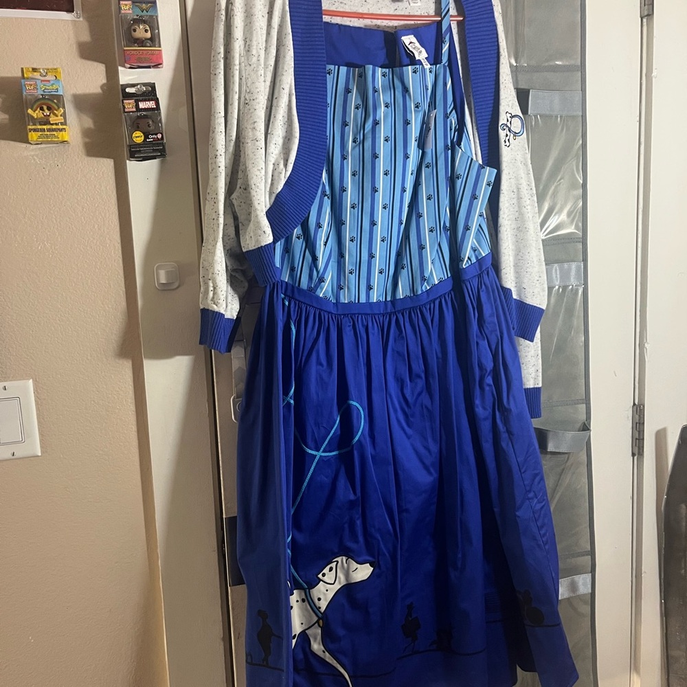 Elegant Blue and White Midi Dress